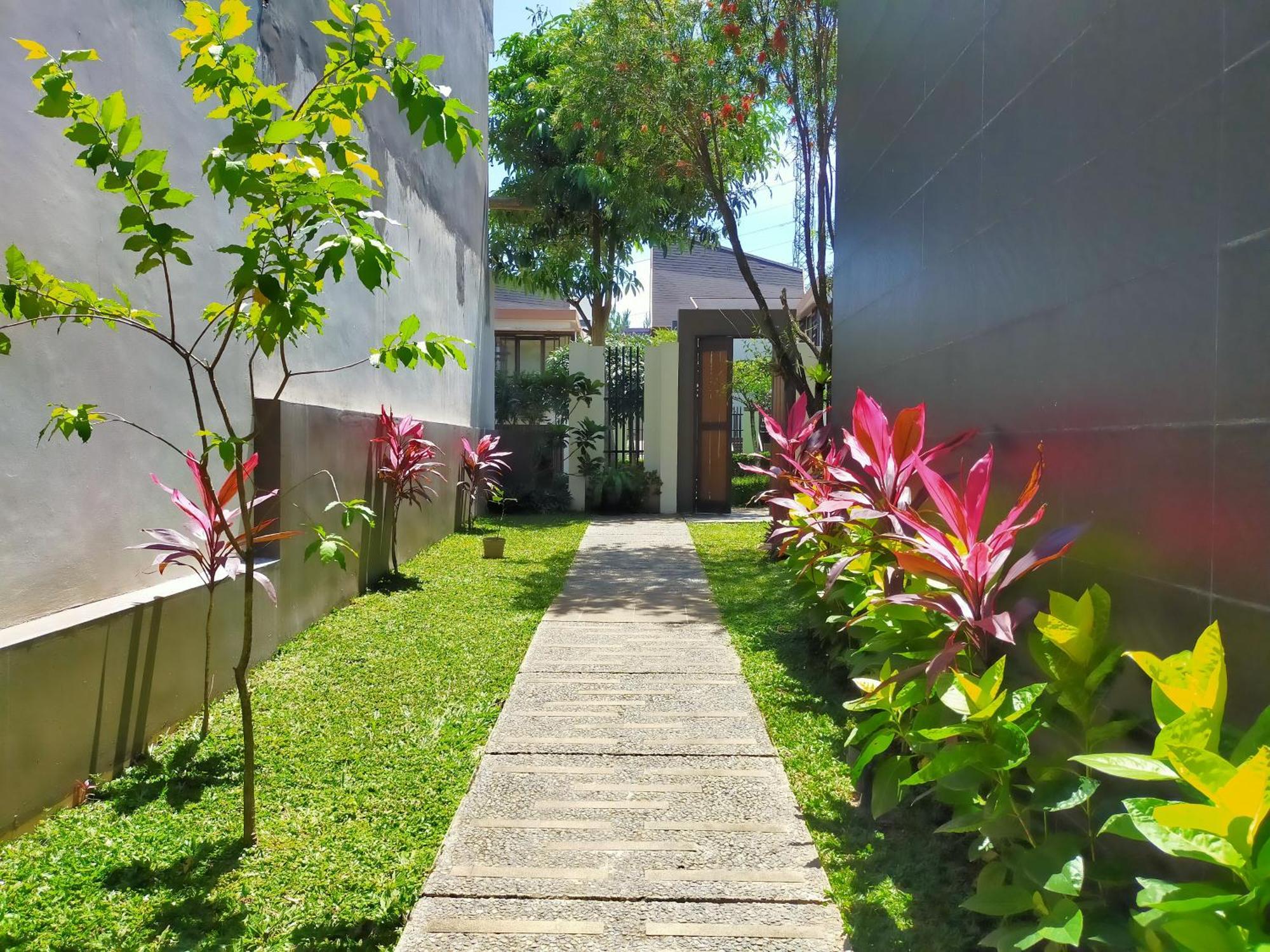 Vimala Hill Villa And Resort - 3 Bedrooms Bogor Zewnętrze zdjęcie