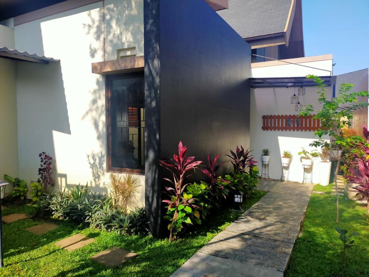 Vimala Hill Villa And Resort - 3 Bedrooms Bogor Zewnętrze zdjęcie